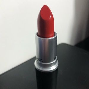 MAC Matte lipstick in Chilli